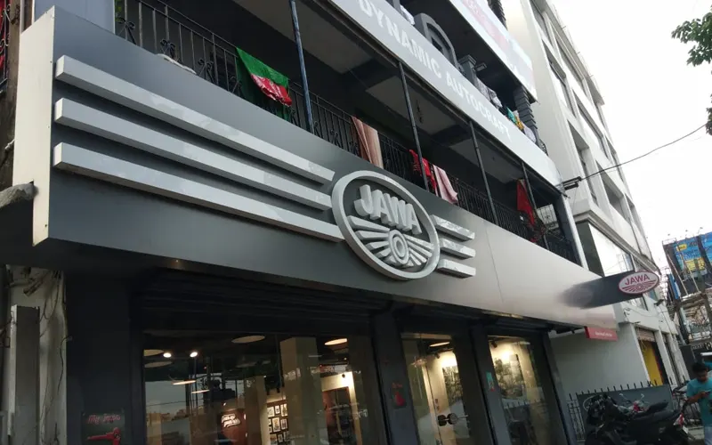 Nice Interior And Exterior